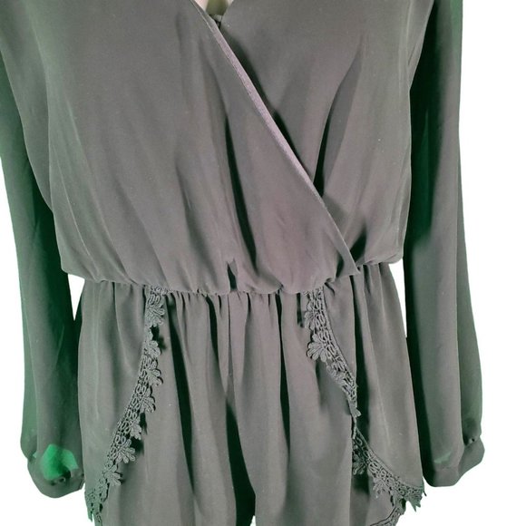 ASTR Romper Boho Crochet Chiffon Wrap Romper Black M/L - Picture 2 of 8